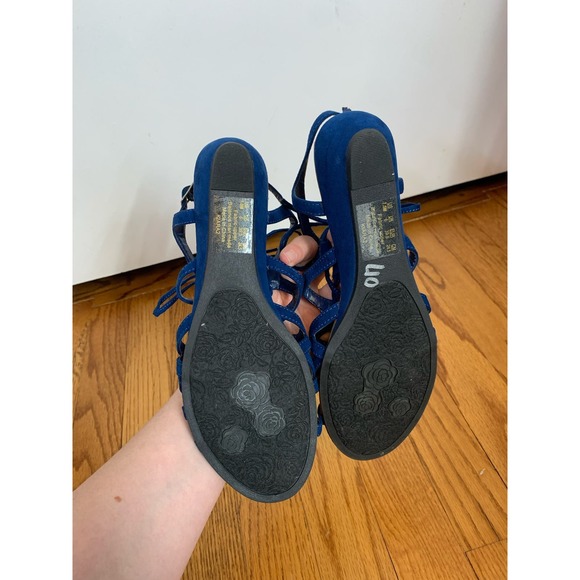 Carlos Santana Kiara Wedge Sandals in Blue, Size 7.5, Like New - Picture 7 of 7